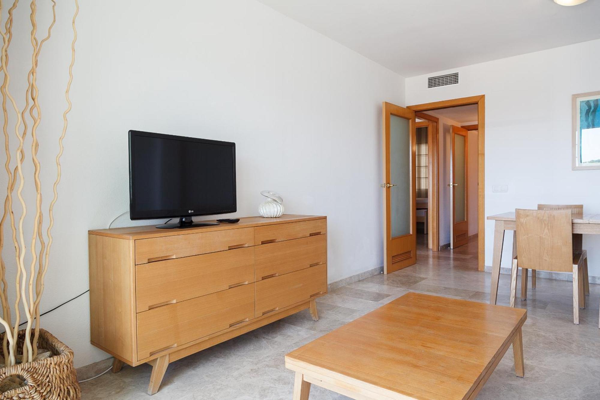 Uhc Arinsal Family Complex Apartment Salou Room photo